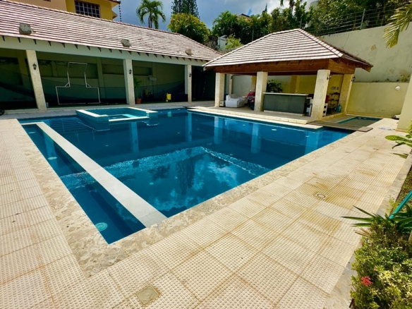 Casa en Venta Altos de Arroyo Hondo II – Santo Domingo