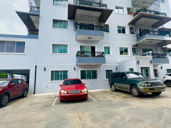 Apartamento en Venta en Los Ríos Santo Domingo | 3 Habitaciones, 132 m² y 2 Parqueos | US$165,000