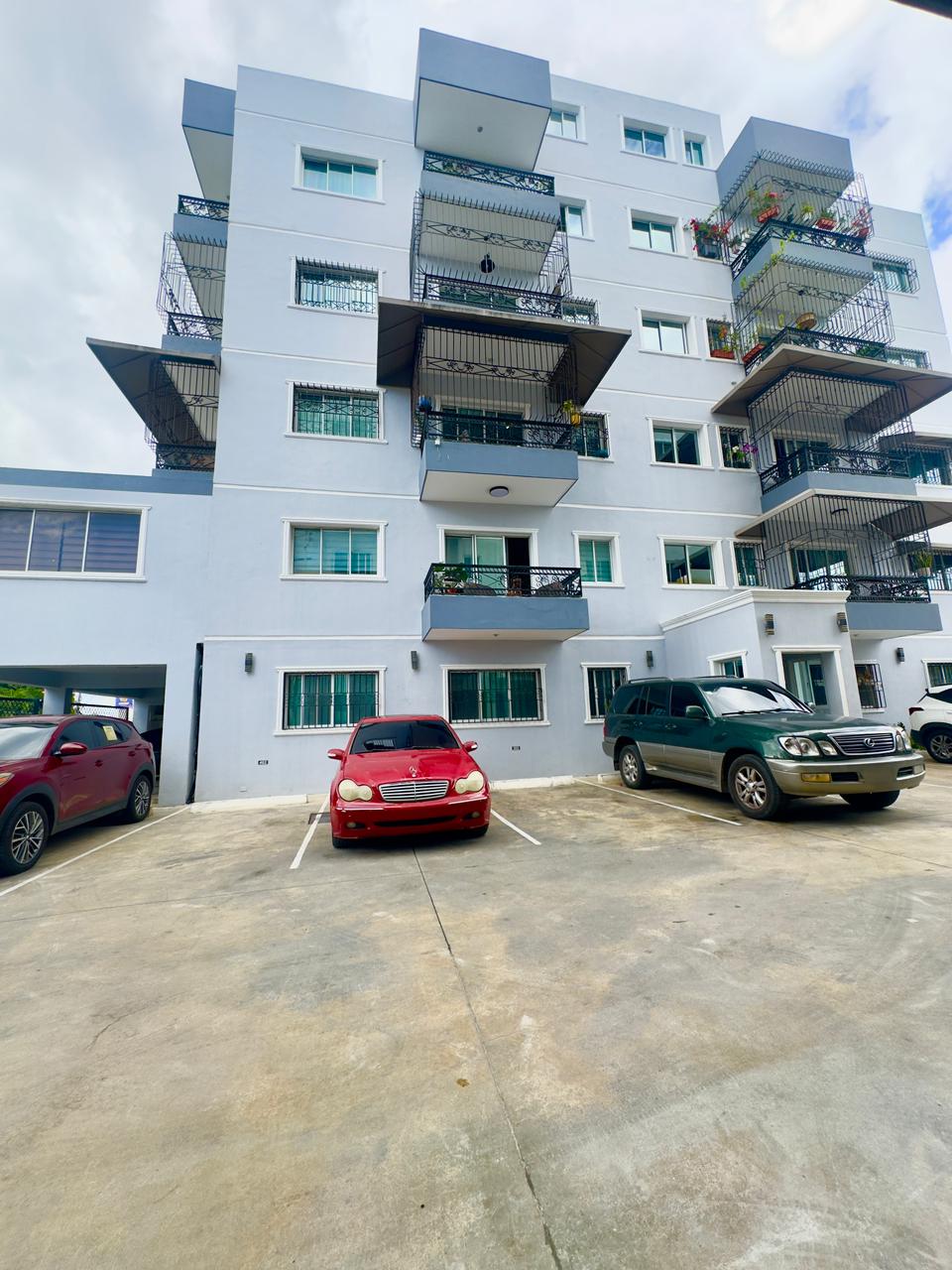 Apartamento en Venta en Los Ríos Santo Domingo | 3 Habitaciones, 132 m² y 2 Parqueos | US$165,000
